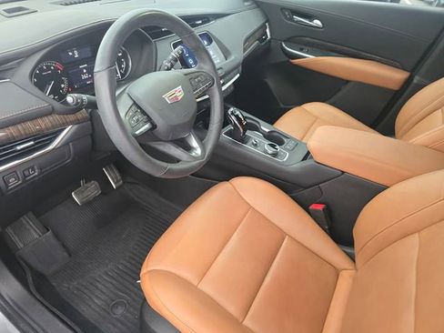 Used 2023 Cadillac XT4 Sport FWD image 22