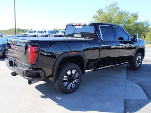 New 2026 GMC Sierra 2500 Denali w/ Denali Reserve Package image 5