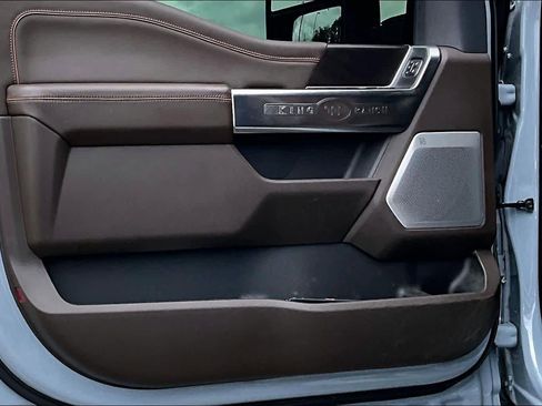 Used 2024 Ford F350 King Ranch w/ Chrome Package image 25