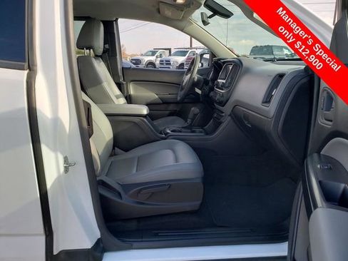 Used 2015 Chevrolet Colorado W/T image 16