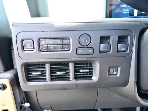 Used 2024 Chevrolet Brightdrop 600 w/ Commercial Equipment Package AWD/4WD image 16