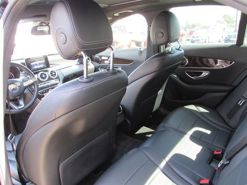 Used 2018 Mercedes-Benz C 300 Sedan image 29