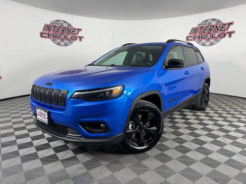 Used 2023 Jeep Cherokee Altitude Lux w/ Lux Elite Package AWD/4WD image 1