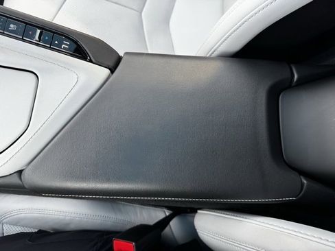 Used 2021 Chevrolet Corvette Stingray Preferred Cpe w/ Z51 Performance Package image 15