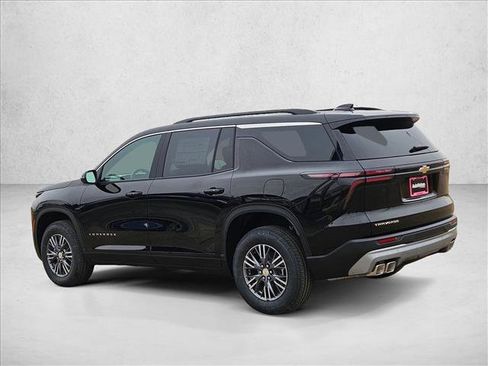 New 2026 Chevrolet Traverse LT image 9