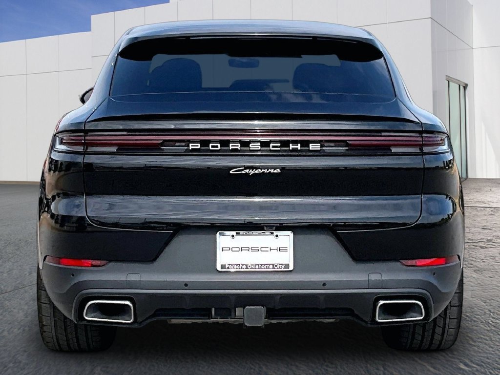 Certified 2024 Porsche Cayenne Coupe AWD/4WD image 6