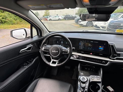 Used 2023 Kia Sportage EX image 35