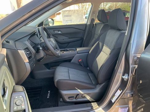 New 2026 Nissan Rogue SV image 21