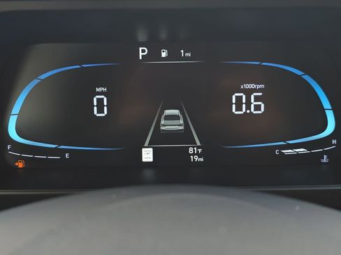 New 2026 Hyundai Elantra SEL Sport image 18