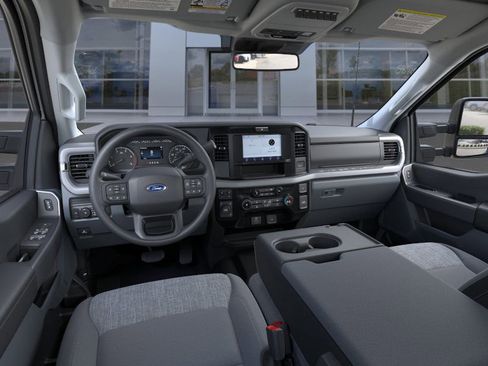 New 2026 Ford F250 4x4 SuperCab Super Duty image 9