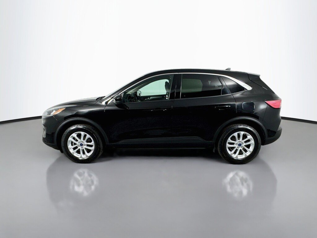 Used 2020 Ford Escape SE AWD/4WD image 2