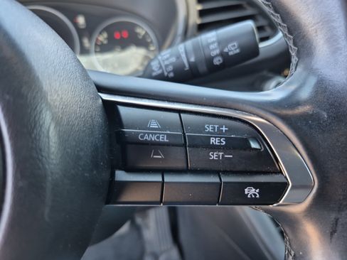 Used 2024 MAZDA MAZDA3 s FWD image 26