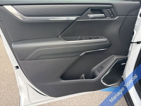 Used 2026 GMC Acadia Elevation w/ Black Edition image 10