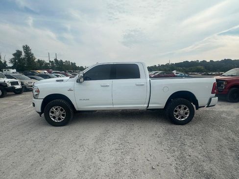 Used 2024 RAM 2500 Laramie AWD/4WD image 4