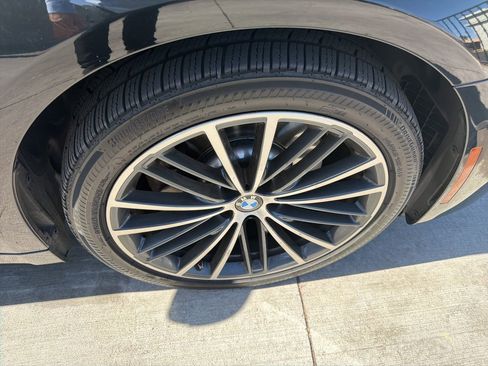 Used 2021 BMW 530i w/ Convenience Package RWD image 10