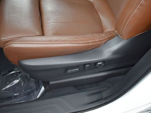 Used 2021 Subaru Ascent Touring w/ Popular Package #2A image 14