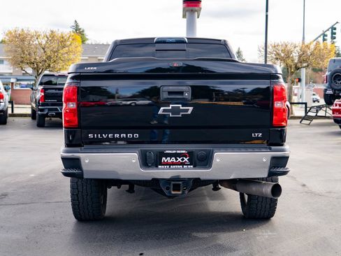 Used 2015 Chevrolet Silverado 2500 LTZ w/ Duramax Plus Package AWD/4WD image 11
