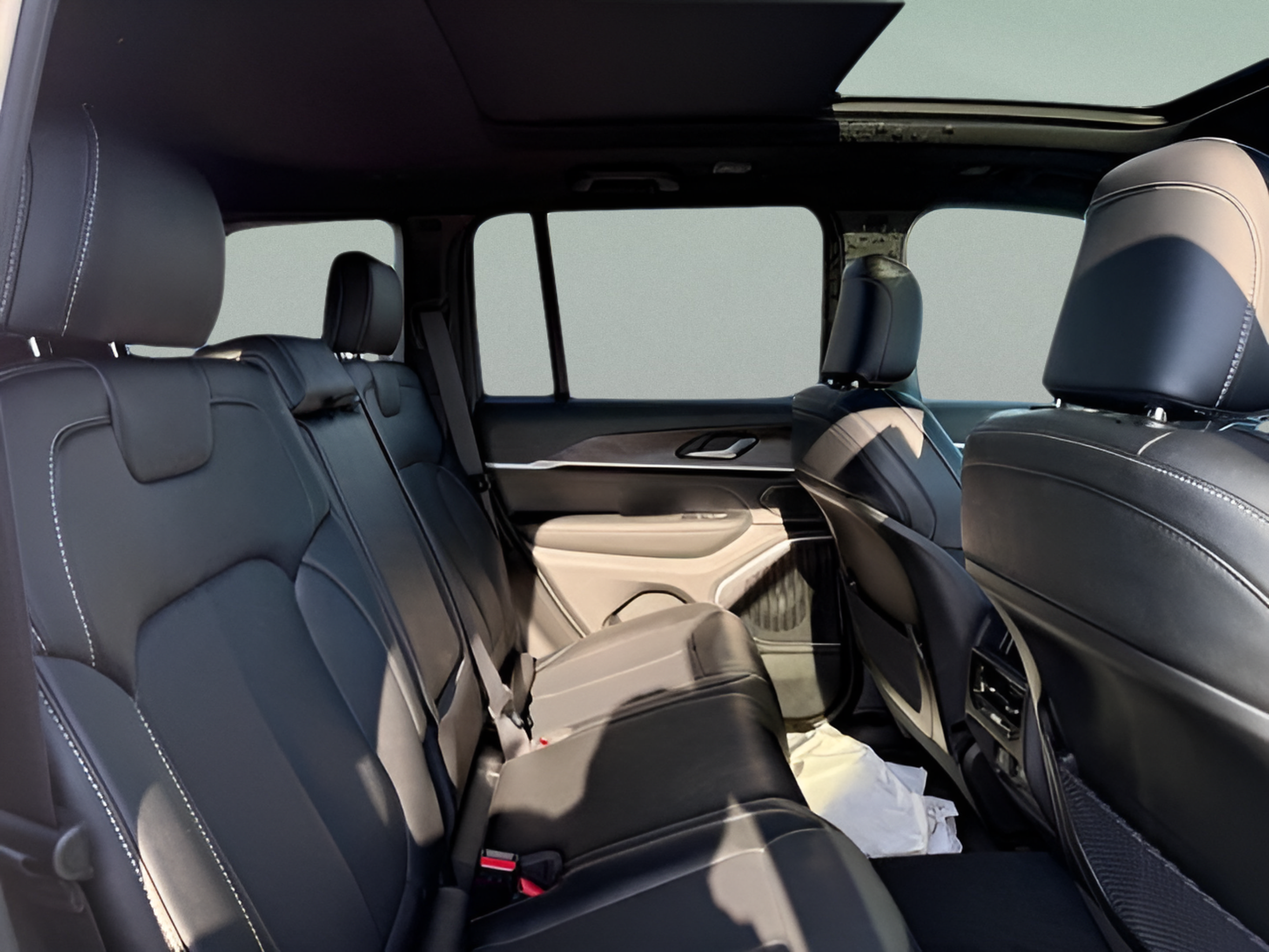 New 2026 Jeep Grand Cherokee Limited AWD/4WD image 10