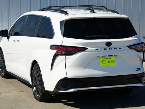 Used 2024 Toyota Sienna XSE w/ XSE Premium Package image 53