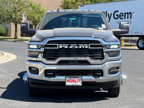 New 2026 RAM 3500 Tradesman AWD/4WD image 8