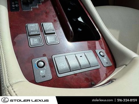 Used 2011 Lexus LS 460 L w/ Luxury Pkg image 37