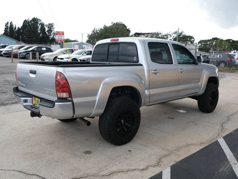 Used 2007 Toyota Tacoma PreRunner w/ TRD Sport Pkg #1 RWD image 5
