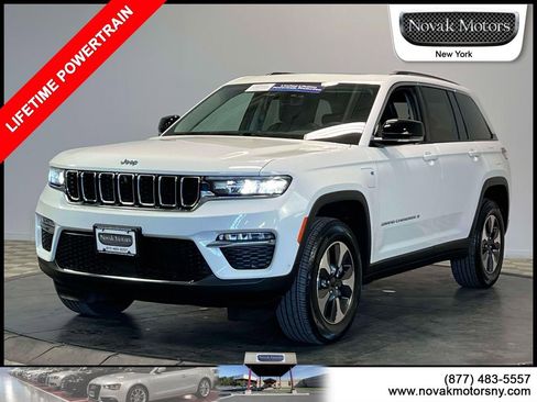 Used 2023 Jeep Grand Cherokee 4WD 4xe w/ Luxury Tech Group II image 4