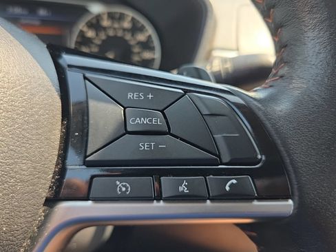 Used 2024 Nissan Altima 2.5 SR FWD image 39