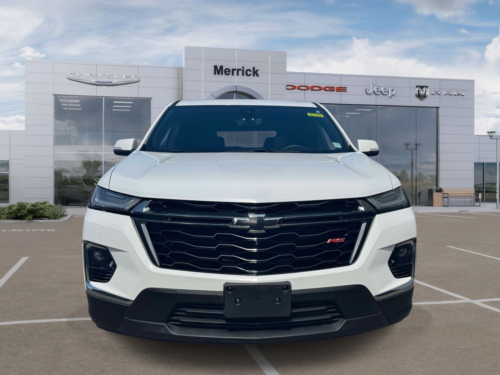 Used 2023 Chevrolet Traverse RS AWD/4WD image 3
