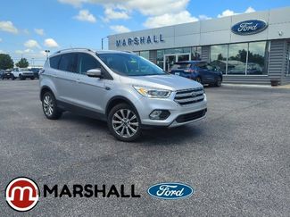 Used 2017 Ford Escape Titanium FWD video 1