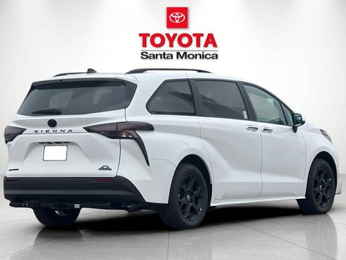 New 2026 Toyota Sienna XLE Woodland Edition AWD/4WD image 3