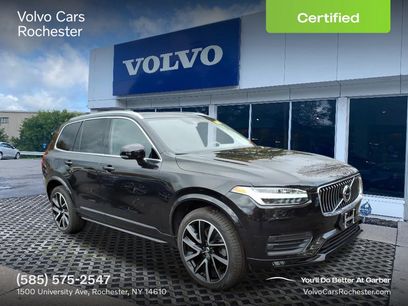 Certified 2022 Volvo XC90 T6 Momentum w/ Climate Package