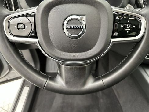 Certified 2025 Volvo XC60 B5 Plus image 14