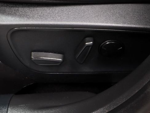 Certified 2025 Ford Escape ST-Line AWD/4WD image 24