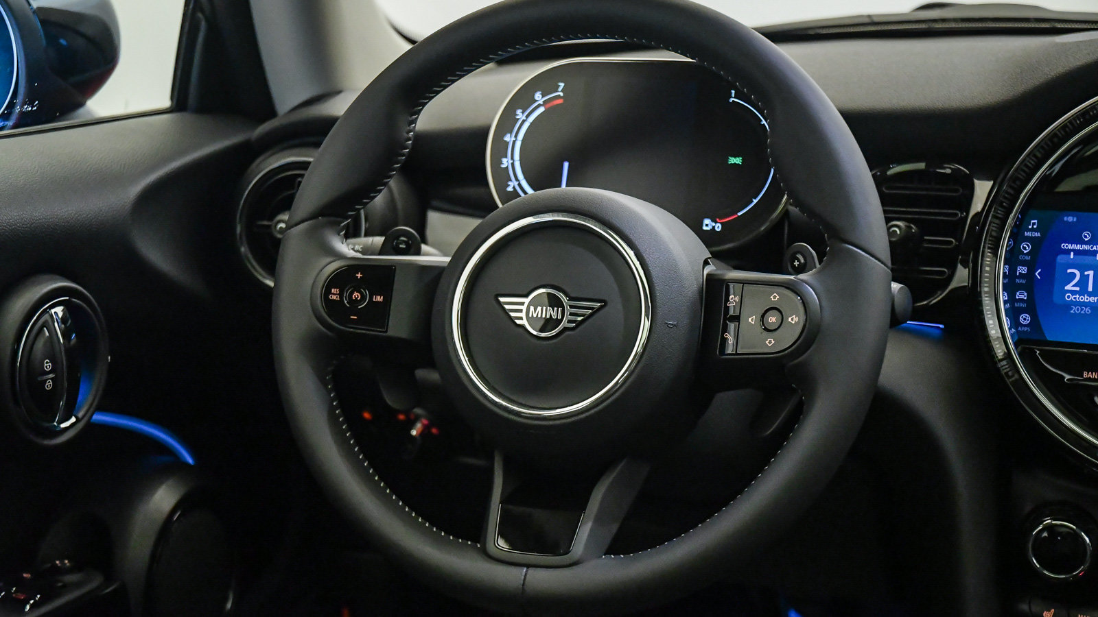 Used 2024 MINI Cooper S FWD image 12