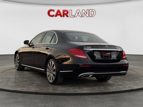 Used 2018 Mercedes-Benz E 400 4MATIC Sedan image 4