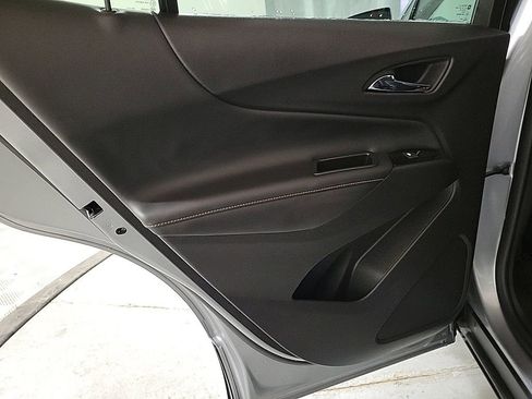 Used 2024 Chevrolet Equinox Premier image 22