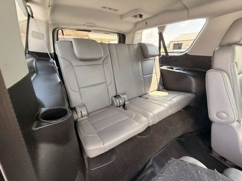 Used 2017 Chevrolet Suburban LT AWD/4WD image 6
