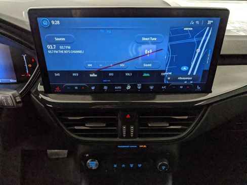 New 2026 Ford Escape ST-Line w/ Tech Pack #1 AWD/4WD image 14
