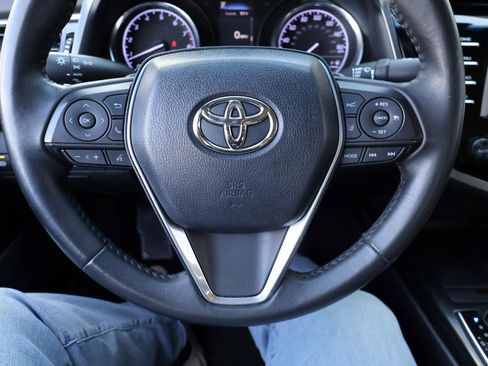 Used 2018 Toyota Camry SE w/ Convenience Package FWD image 49