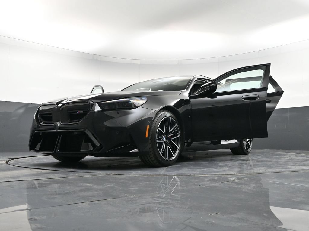 Used 2025 BMW M5 Touring AWD/4WD image 42