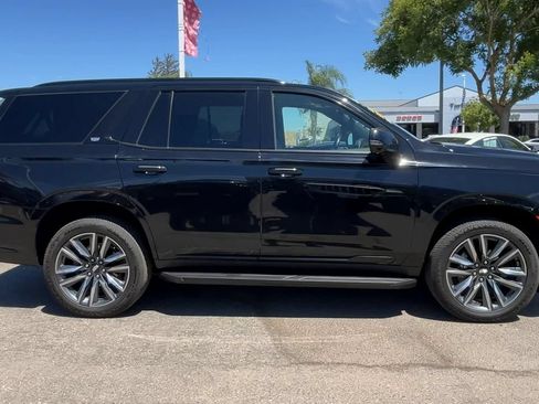 Used 2024 Cadillac Escalade Sport AWD/4WD image 8