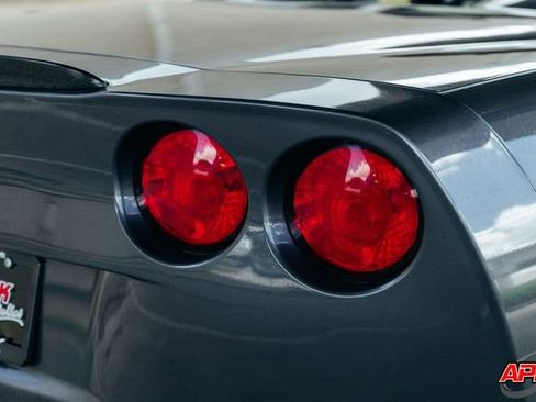 Used 2010 Chevrolet Corvette Grand Sport w/ Preferred Equipment Group image 37