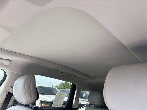 New 2026 Lincoln Nautilus Reserve AWD/4WD image 25