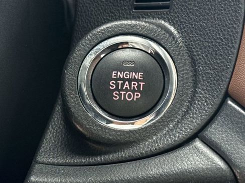 Used 2020 Subaru Outback Touring w/ Popular Package #2 image 27