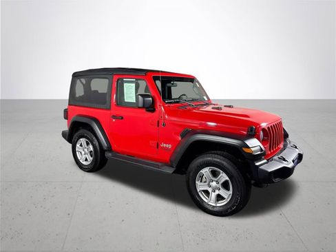 Used 2018 Jeep Wrangler Sport image 4