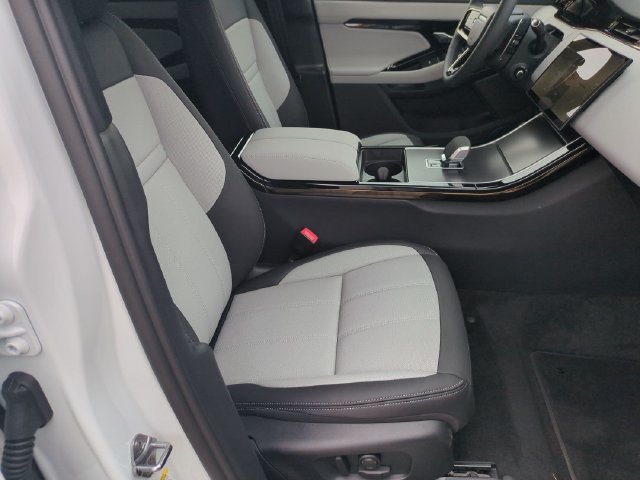 New 2026 Land Rover Range Rover Evoque Hoxton AWD/4WD image 18
