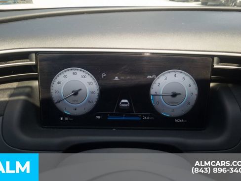 Used 2024 Hyundai Tucson Limited FWD image 12