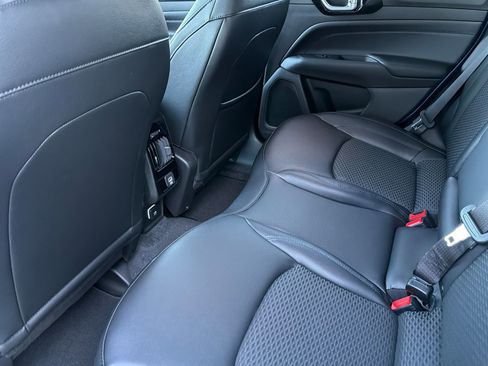 New 2026 Jeep Compass Latitude image 10