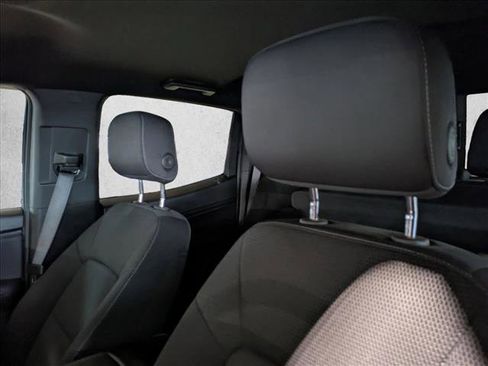 Used 2024 GMC Canyon Elevation w/ Convenience Package image 14